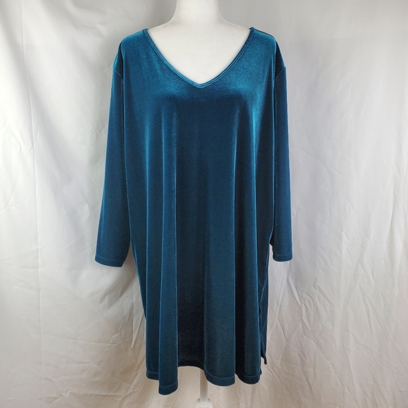 long sleeve velvet swing dress